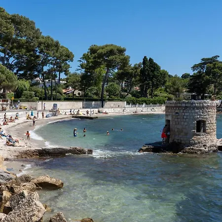 Le Cocon - Hypercentre Antibes, Netflix, Clim *